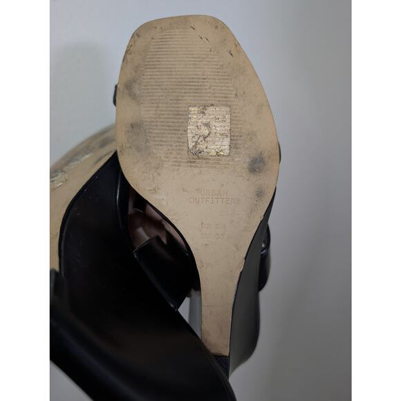 Size 7 Wedge Heels - Picture 6 of 7